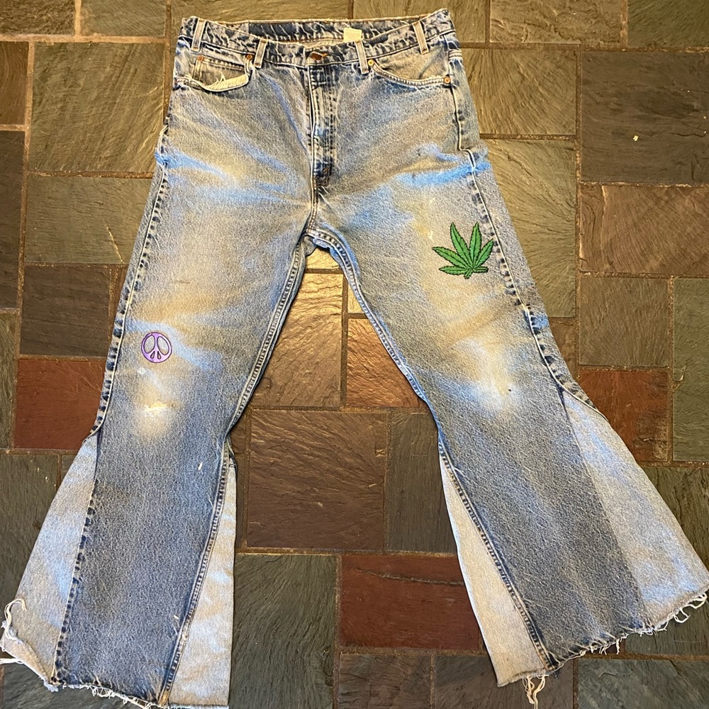 Levi’s Bellbottoms
